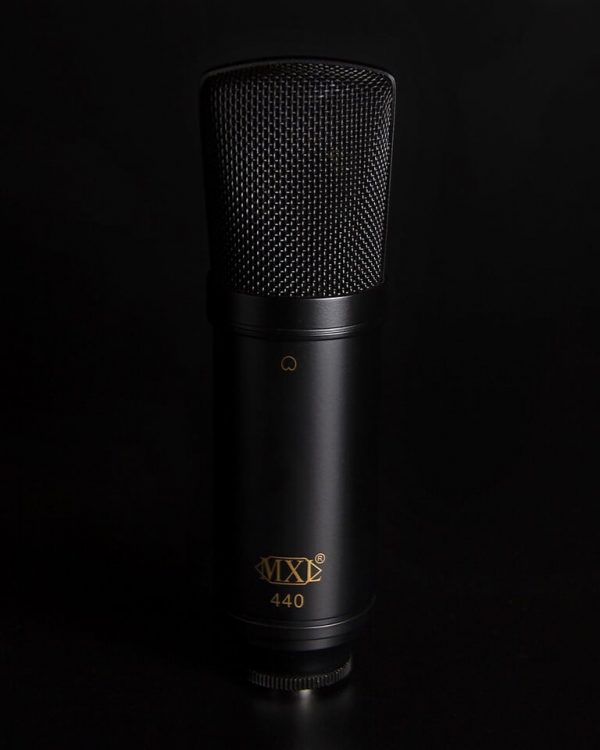 MXL 440 Multipurpose Large-Diaphragm Studio Condenser Microphone - Image 2